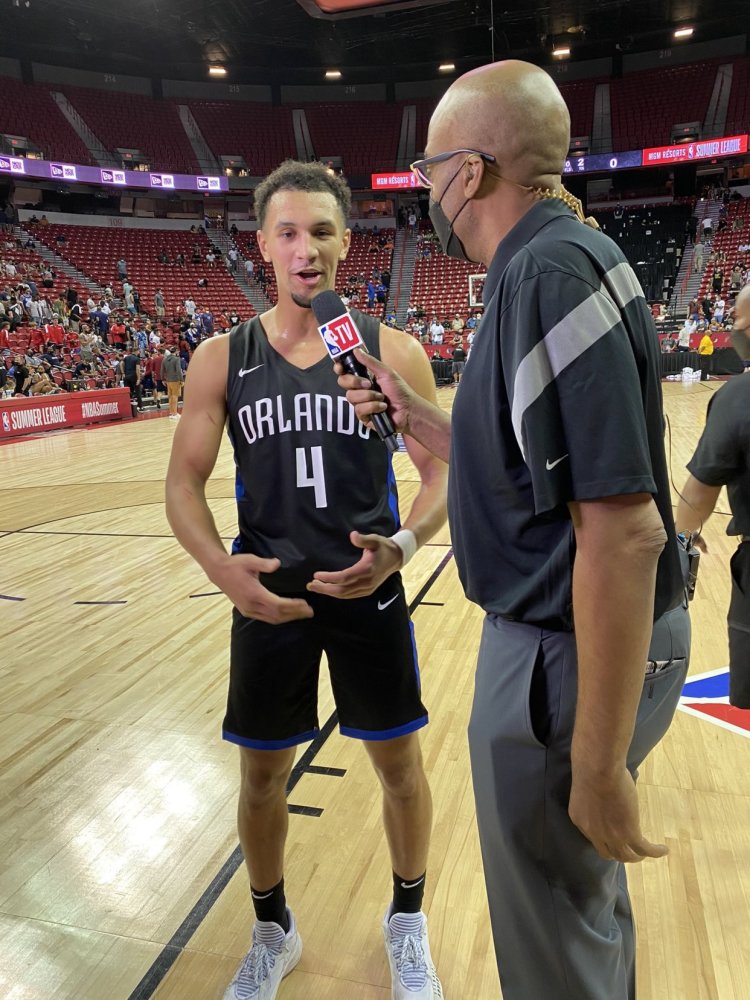 关于布莱顿训练开放日，今晚单刀错失引欢呼，NBA常规赛在即，数据趋势出现新变化的信息-开云体育入口