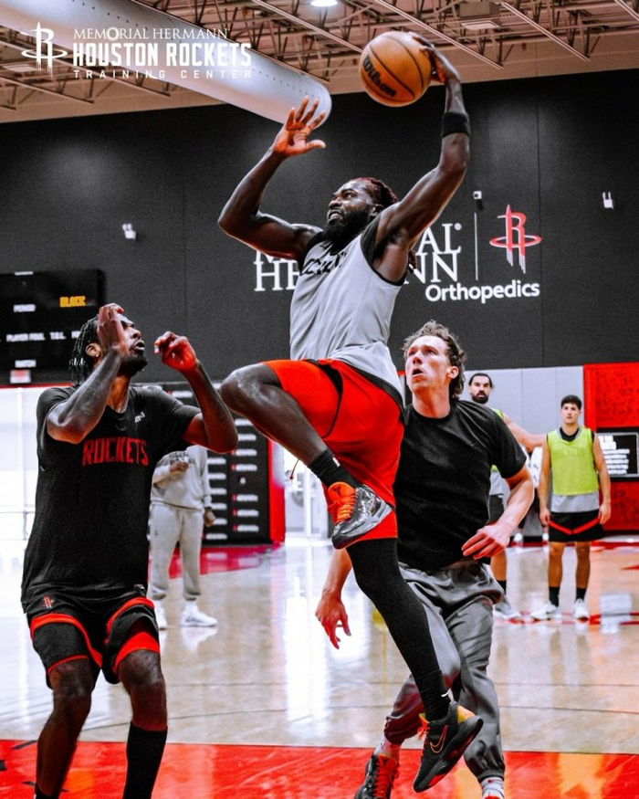 关于今晨体能课后,新奥尔良鹈鹕外线爆发备战NBA总决赛,话题不断,训练强度明显提升的信息-开云体育app